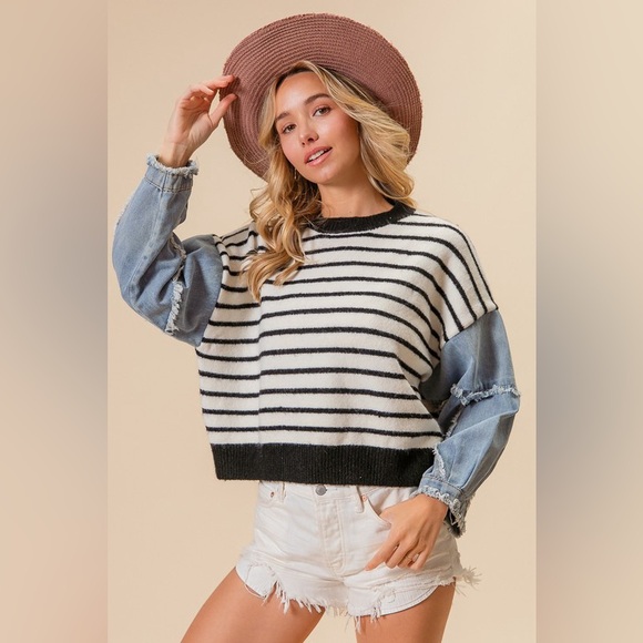 BiBi Black and White Striped Sweater Denim Sleeves Oversized Size M New - Picture 2 of 6